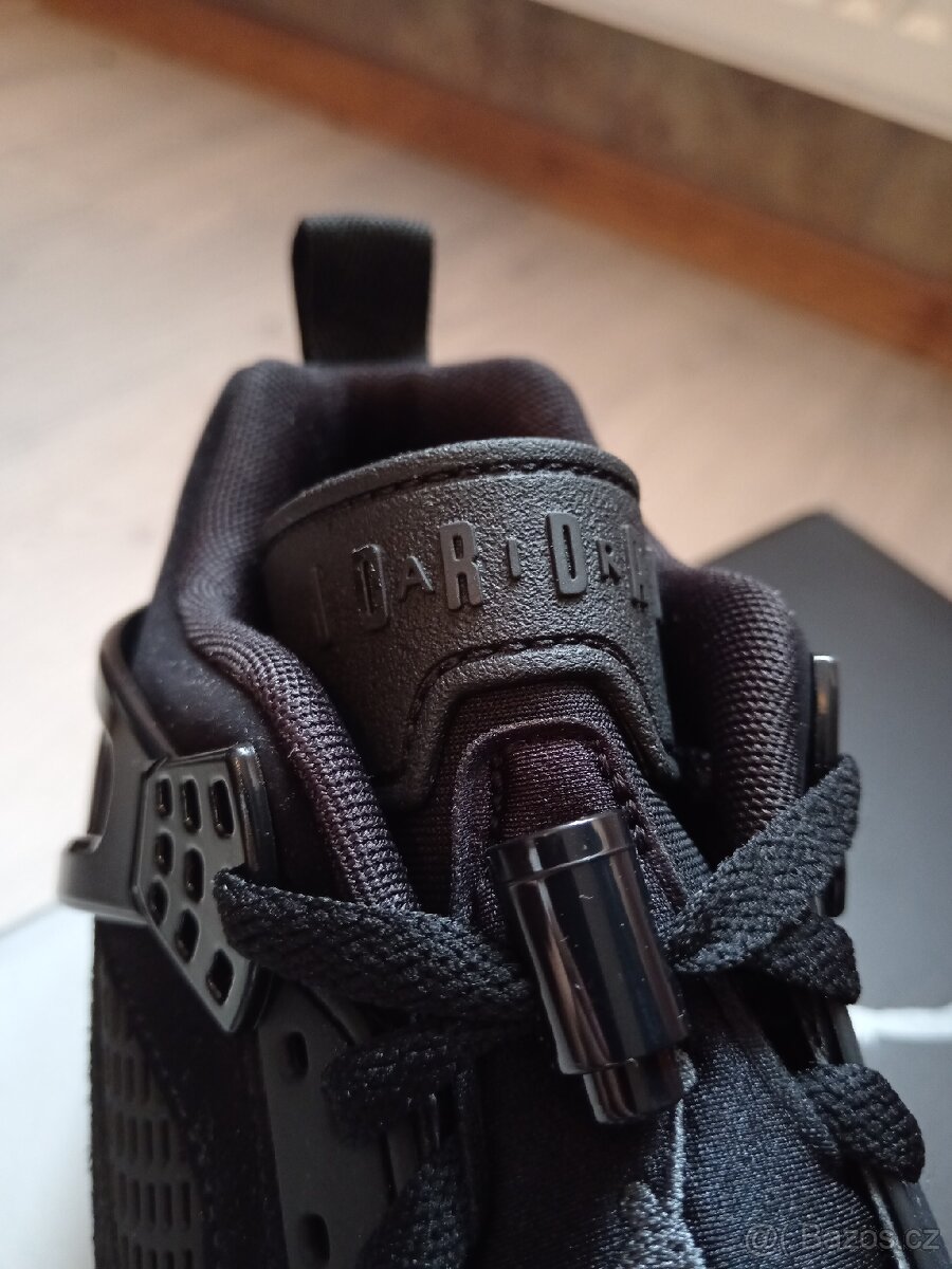Jordan spizike Black cat - 3