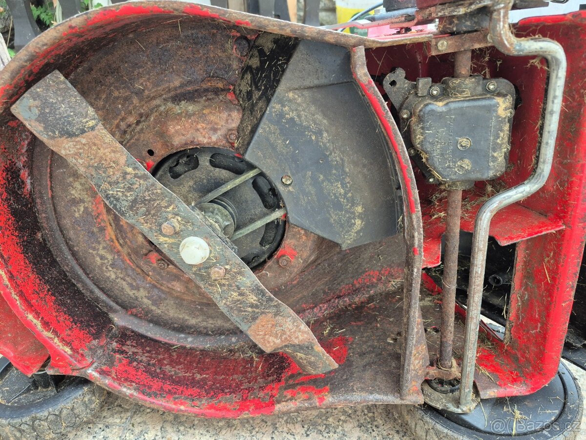 Prodám elektickou sekačku s pojezdem - 3