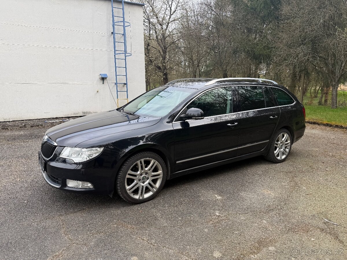 Prodám ŠKODA SUPERB 2011 103 kw - 3