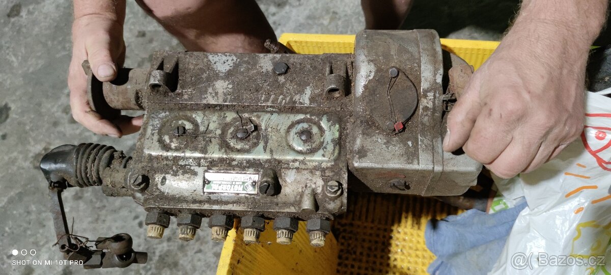 Palivové čerpadlo , vstřikovací Praga V3S - 3