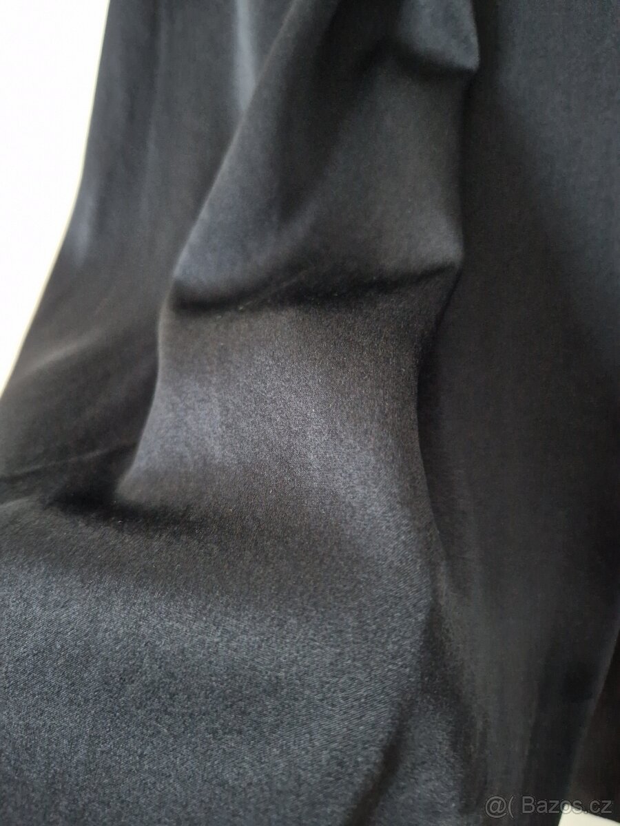 Hedvábná Burberry halenka - 3