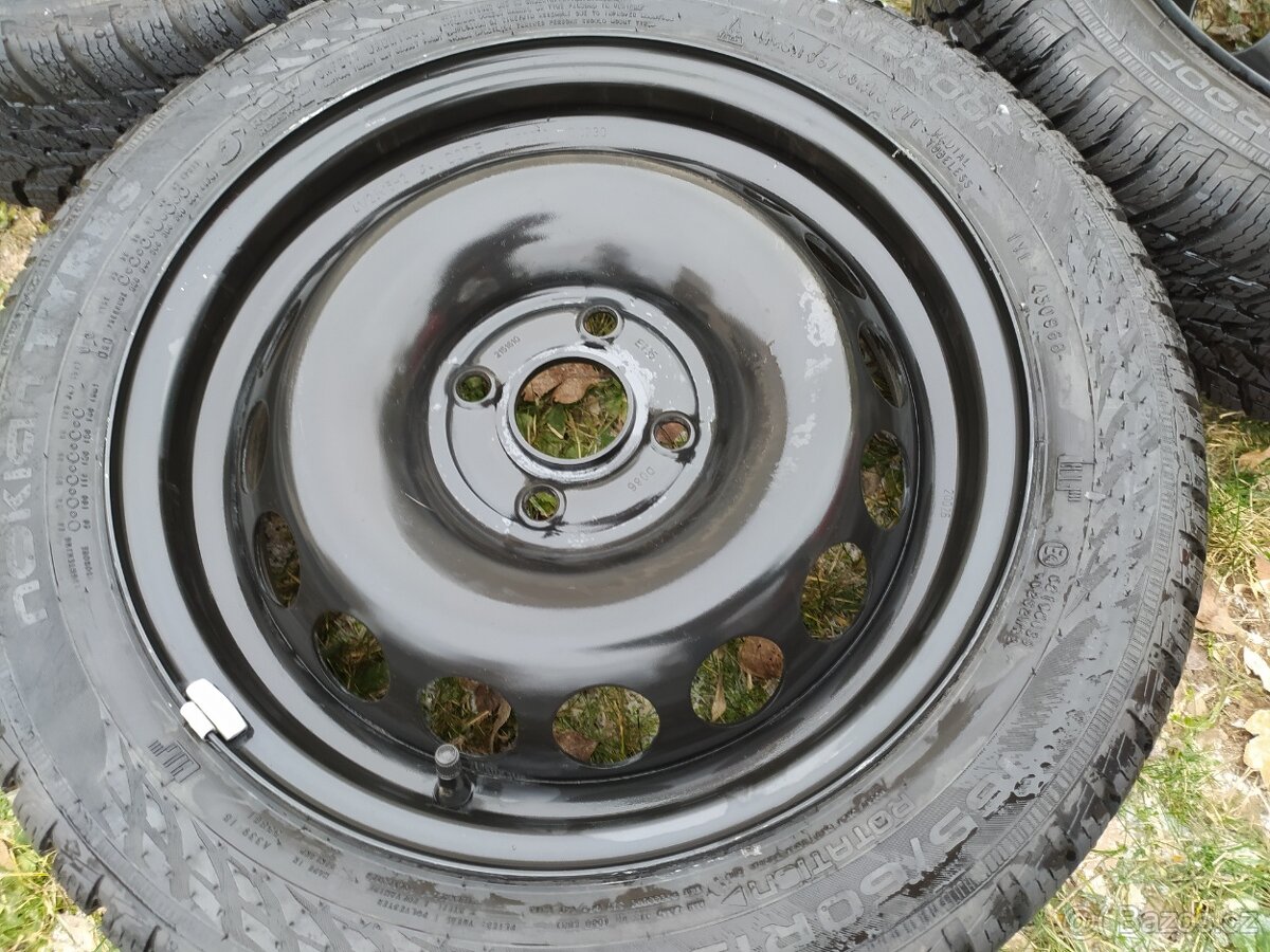 Zánovní zimní kola 4× Nokian 165/60 R15 - 3