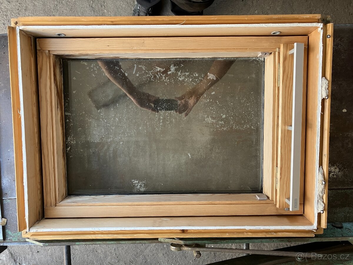 střešní okno Velux 55x78cm - 3