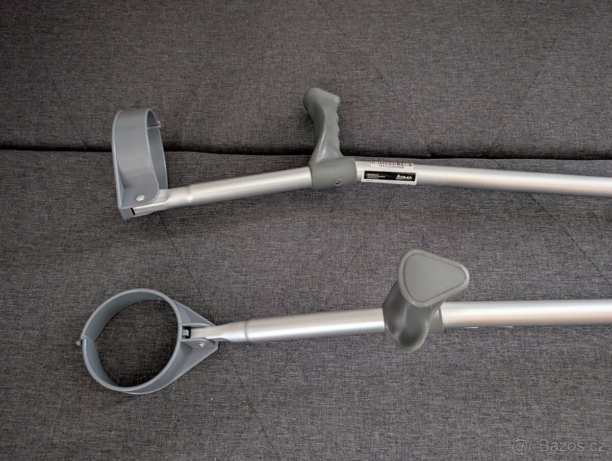 Francouzské berle s uzavřenou opěrkou - 3