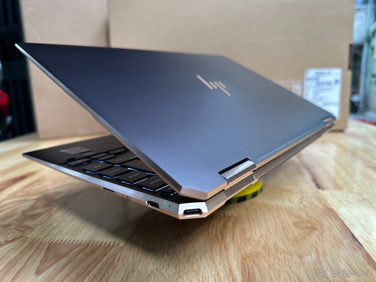 HP Spectre x360 13-aw i5-1035G4 1TB nvme 13.3" 360° - 3