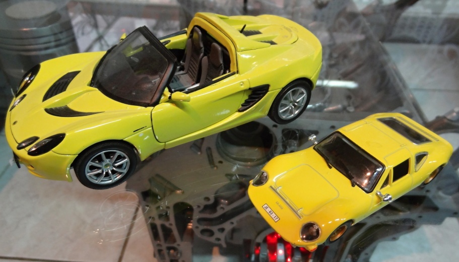 modely aut, jeřábu, WRC - 3