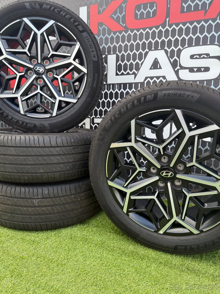 Hyundai Tucson N-Line originální letní sada Michelin 235/50 - 3