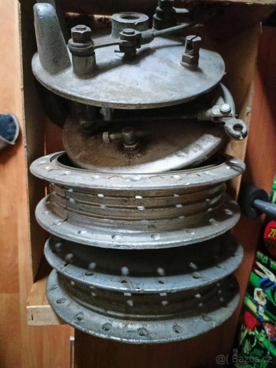 Díly Ural, Dněpr, M72 apod. motocykl boxer - 3