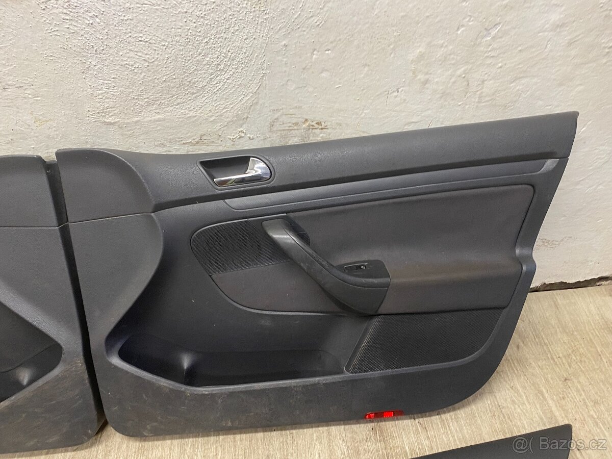 VW GOLF 5 2003-2008 - TAPECIRUNKY ČERNÉ - 3