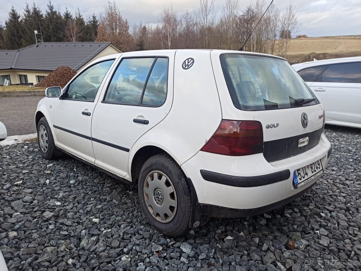 VOLKSWAGEN GOLF 1.9SDI 50KW - 3