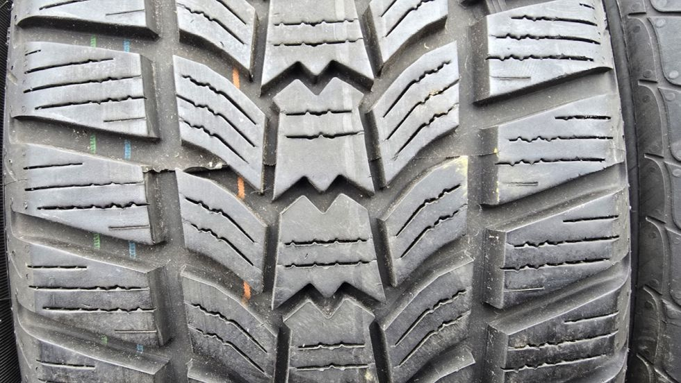 Zimní pneu 205/55/16 Sava - 3