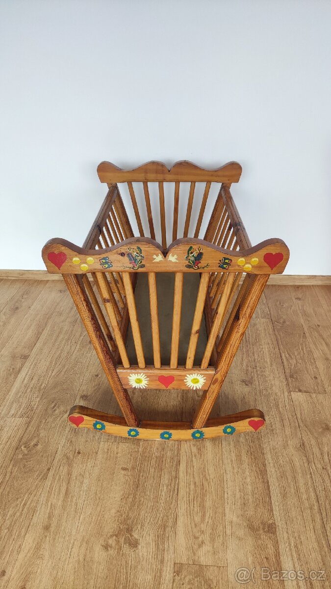 Dětská dřevěná kolébka - 3