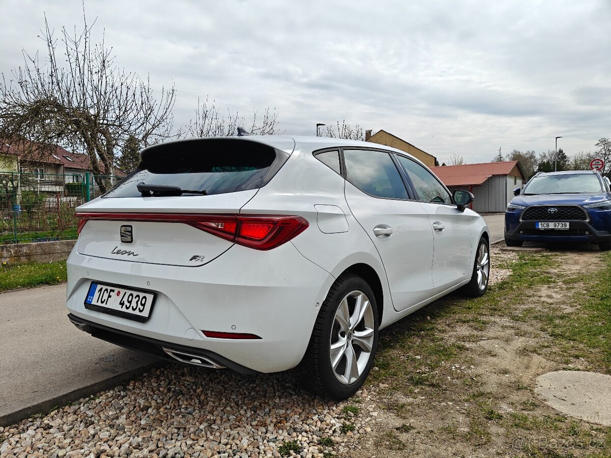 Leon 1.5 eTSI 2025 - 3