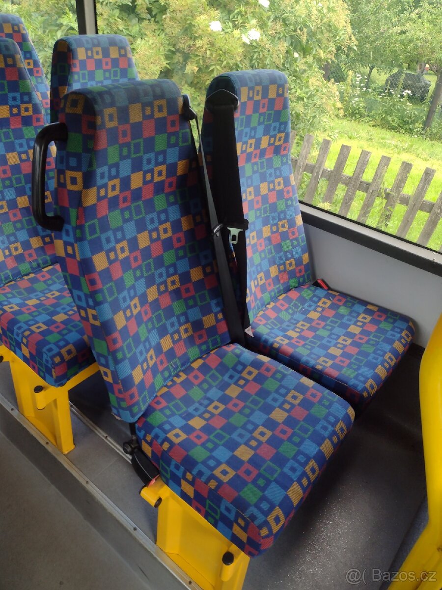 Sedačky z autobusu - 3
