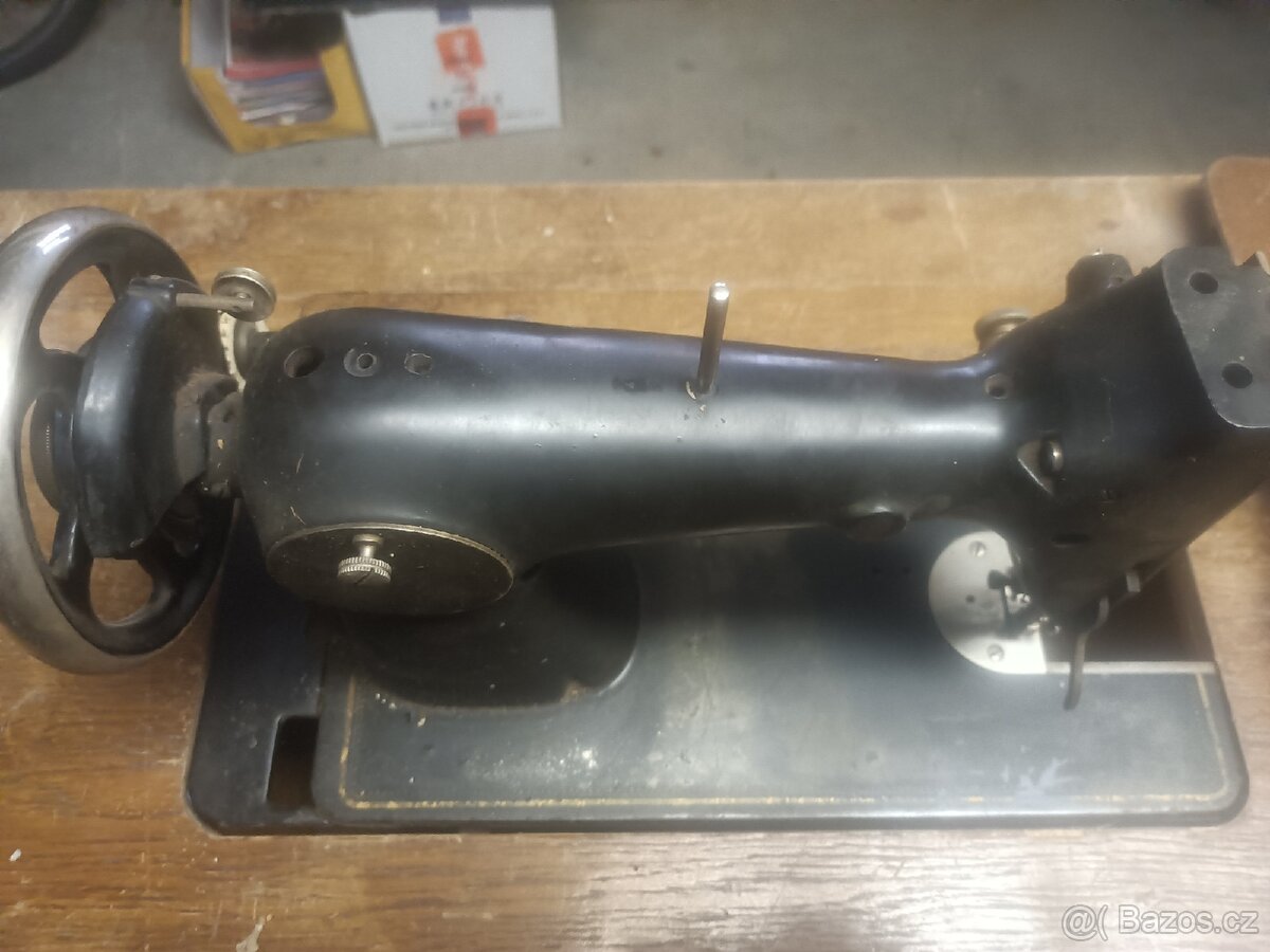 Šicí stroj Ideal - 3