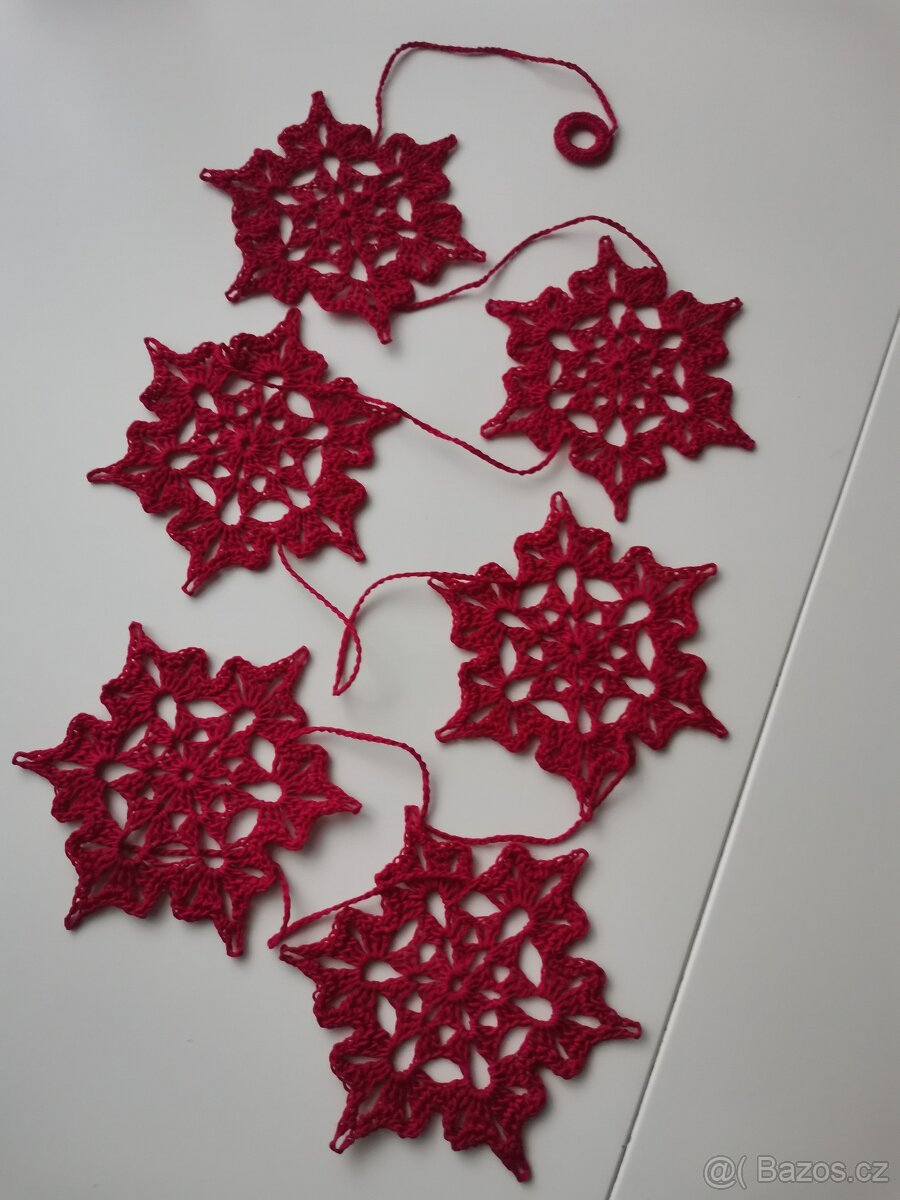 Vločky závěs červený - 3