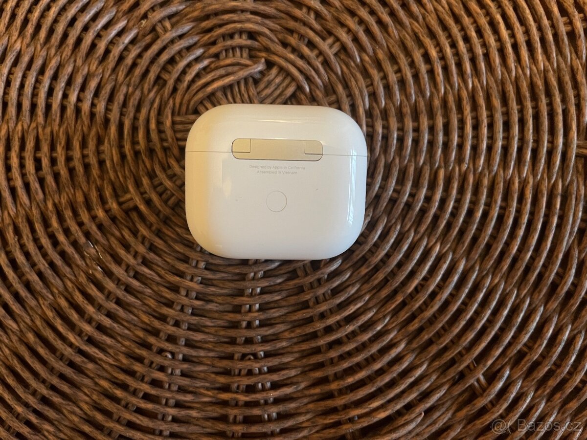 Nabíjecí pouzdro airpods 3.generce - 3