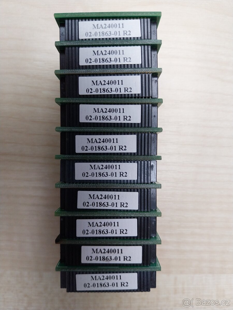 Programovatelný čip MA240011 - 3