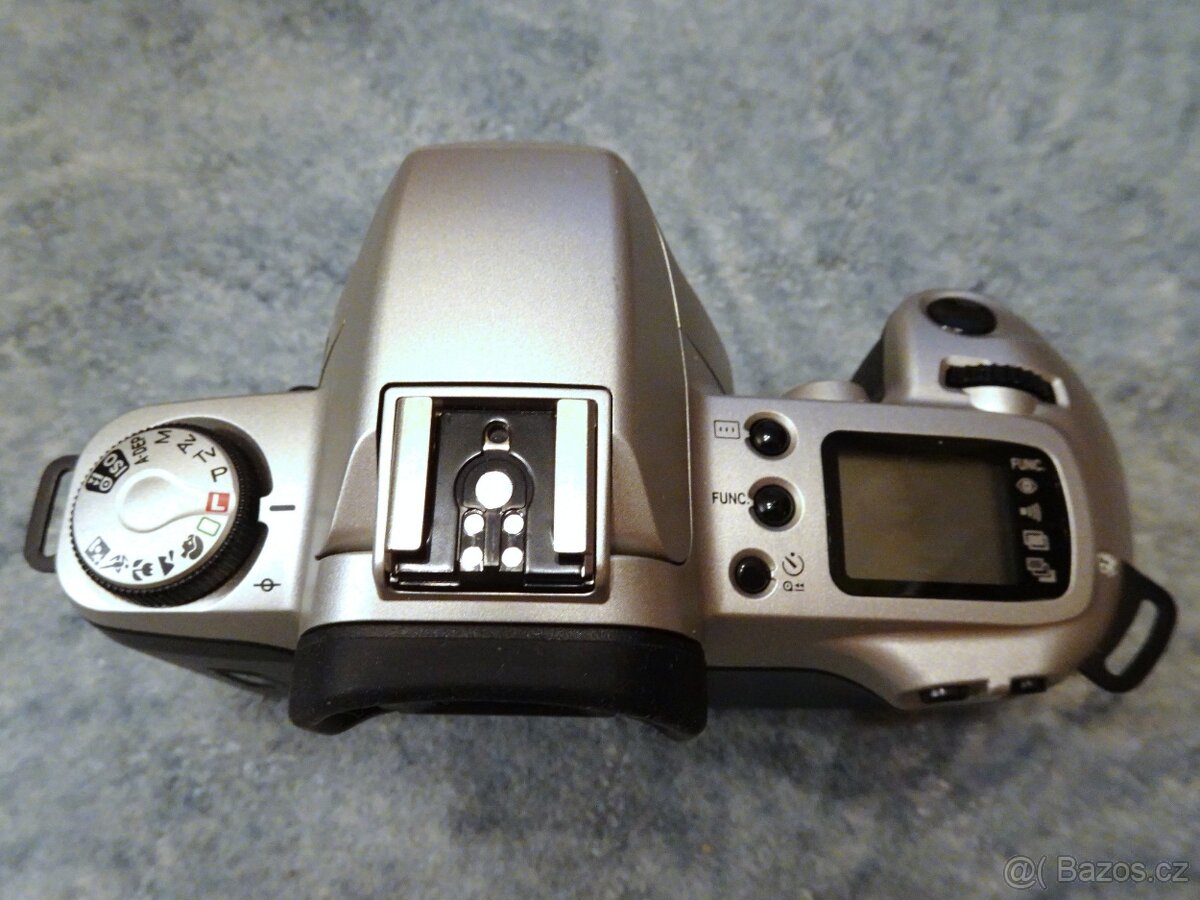 Fotoaparát Canon EOS 500N s příslušenstvím - 3