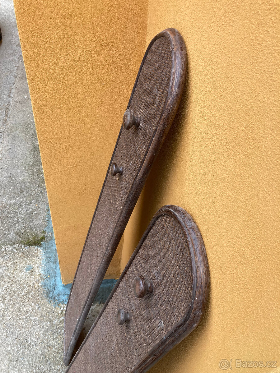 Stěna předsíňová na kabáty, věšák za 400 kč - 3