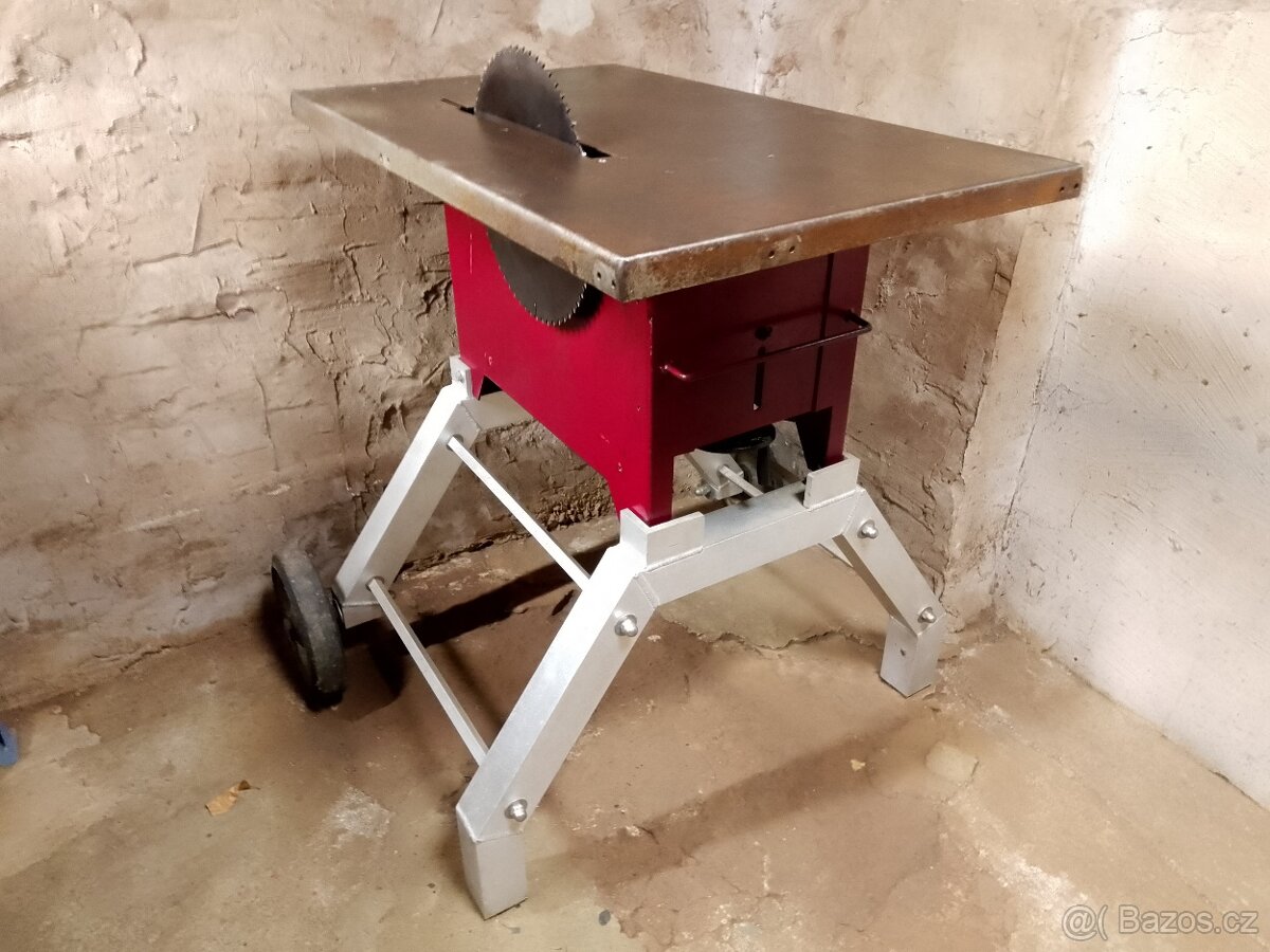 Sveraky 10ks + pila cirkularka - 3