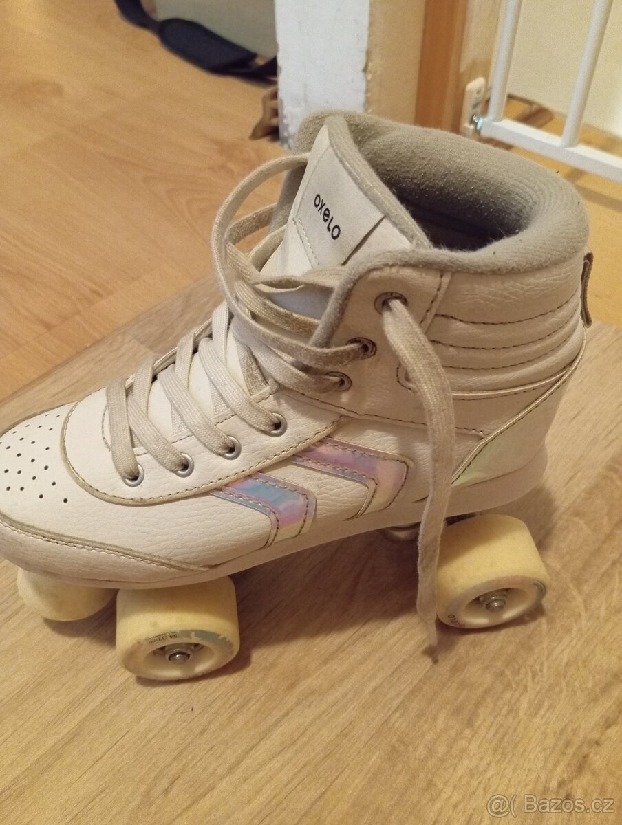 Prodám dívčí kolečkové brusle Oxelo - 3