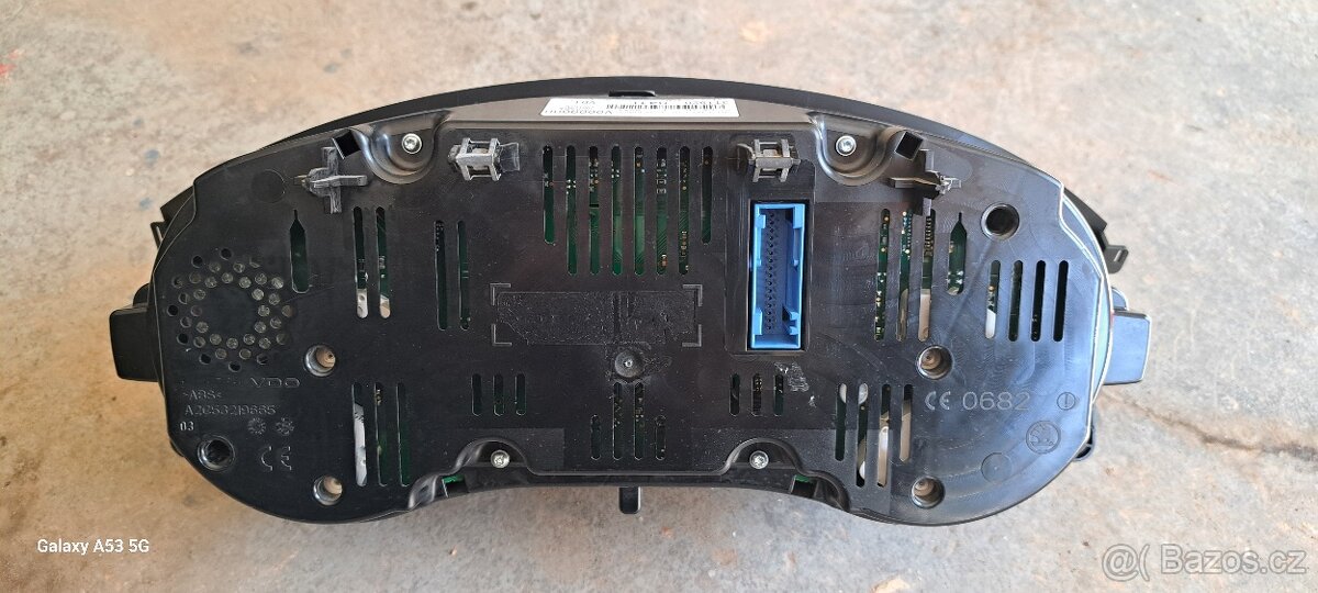 Budíky Superb 2 - 3