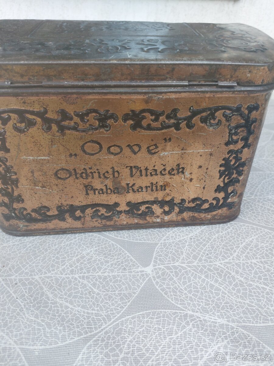 Stará plechová krabička- značená. - 3