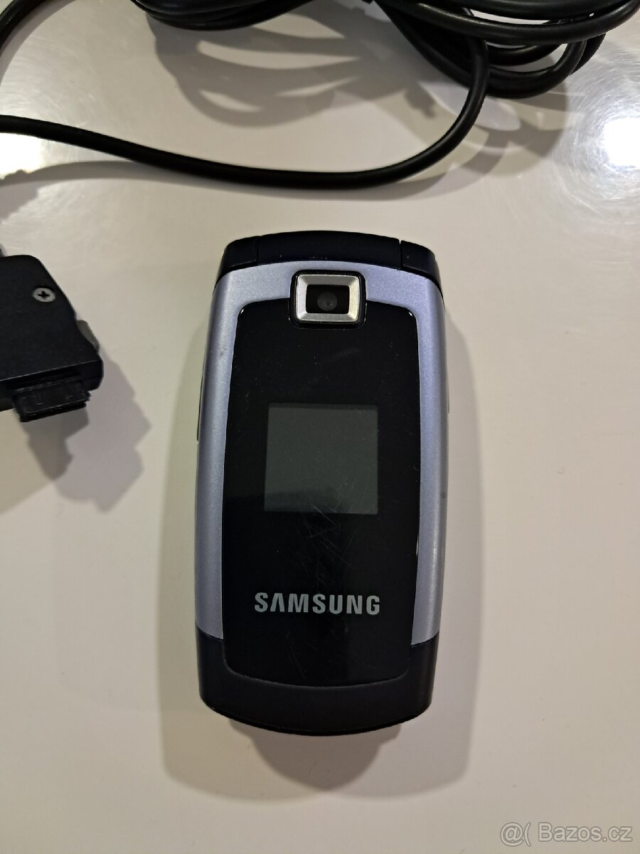Samsung SGH-X680 - 3