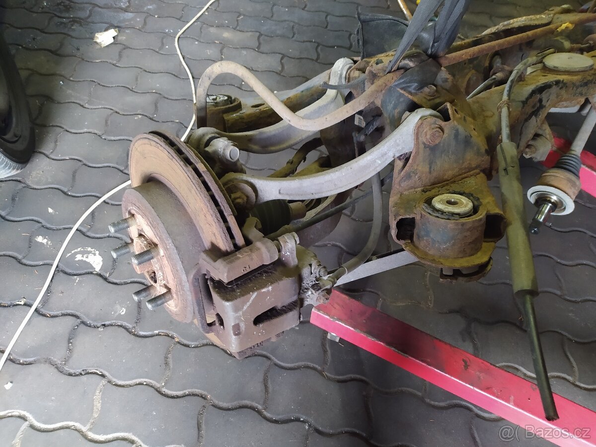 Chrysler 300C Touring - Zadní náprava - 3