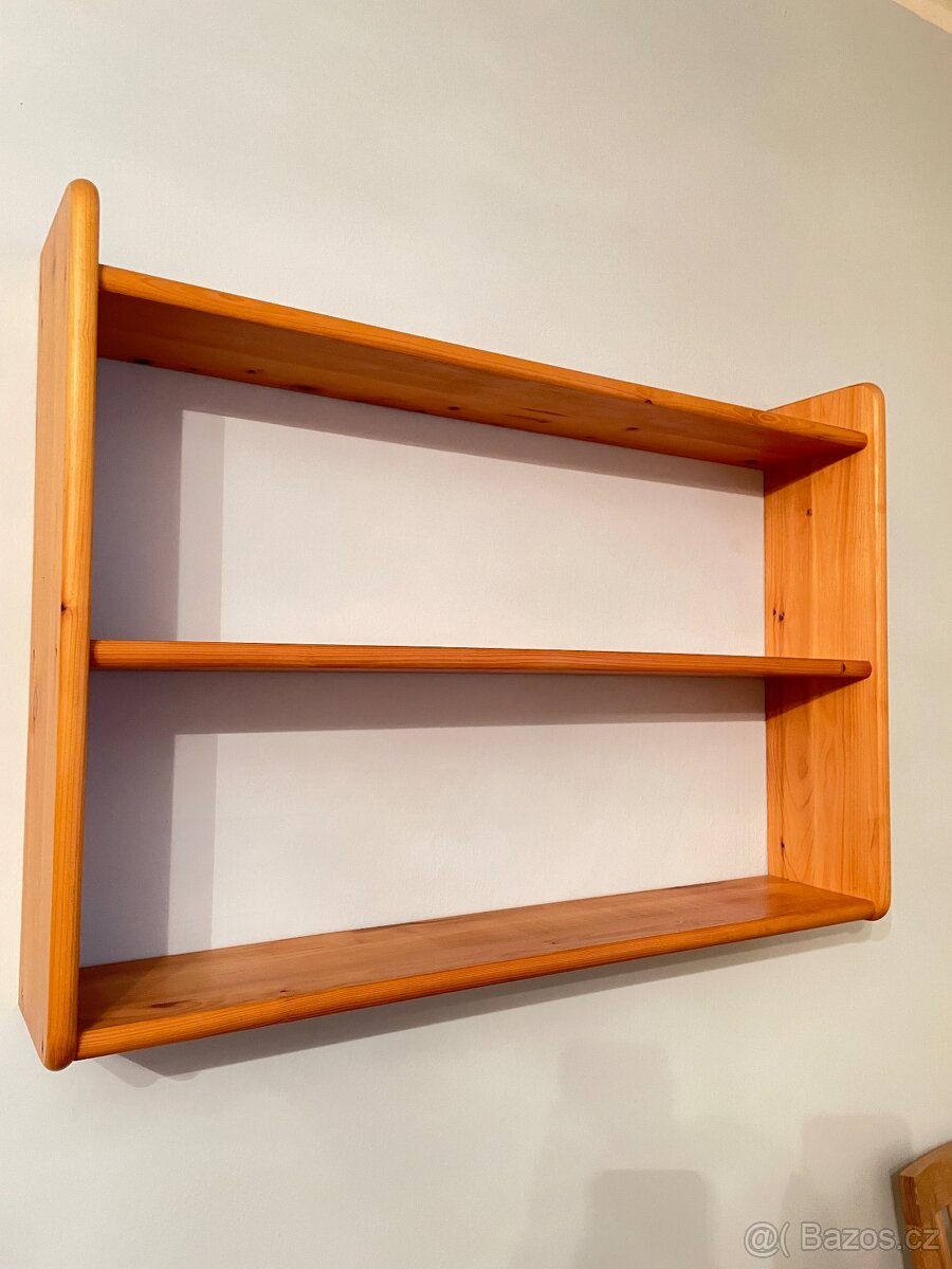 Prodám více kusů polic - 3