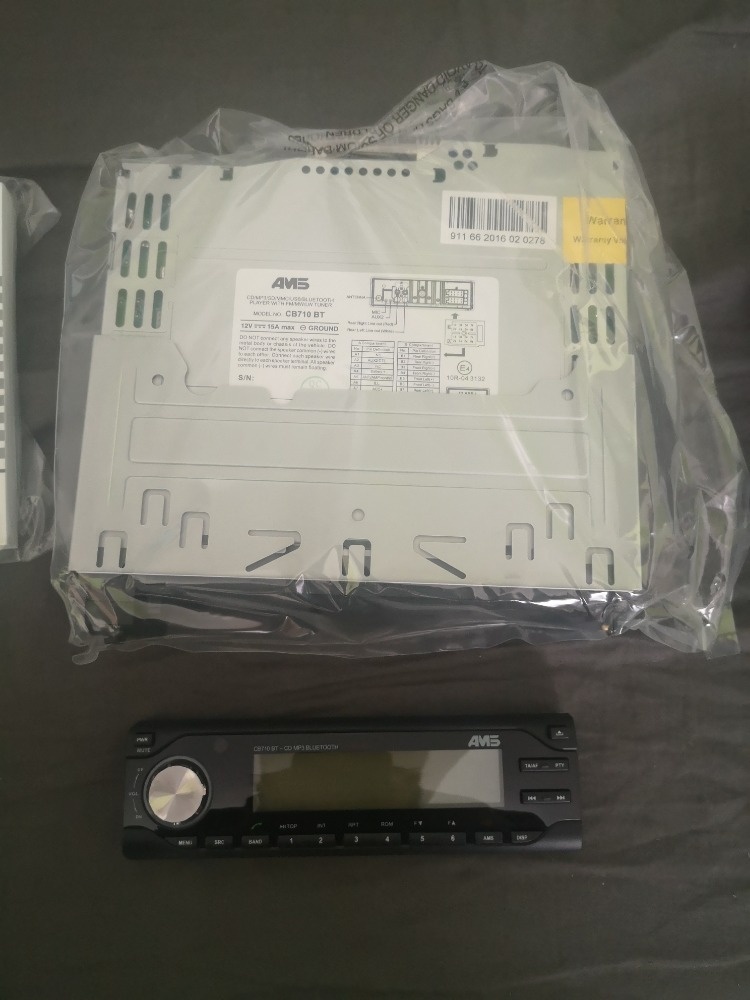 Autorádio s hands free nové - 3