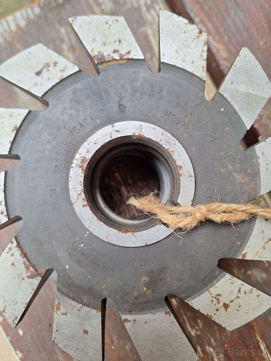 Fréza půlkruhová vydutá složená - 3