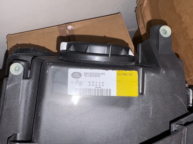 Range Rover L322 facelift 2006-2009 levý přední světlomet - 3