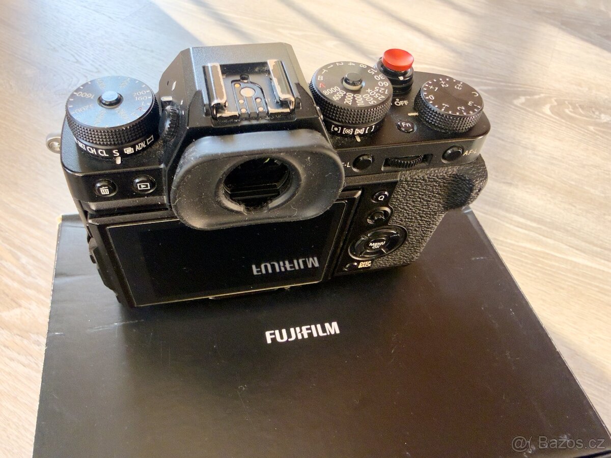 Fujifilm X-T3 TOP stav - 3