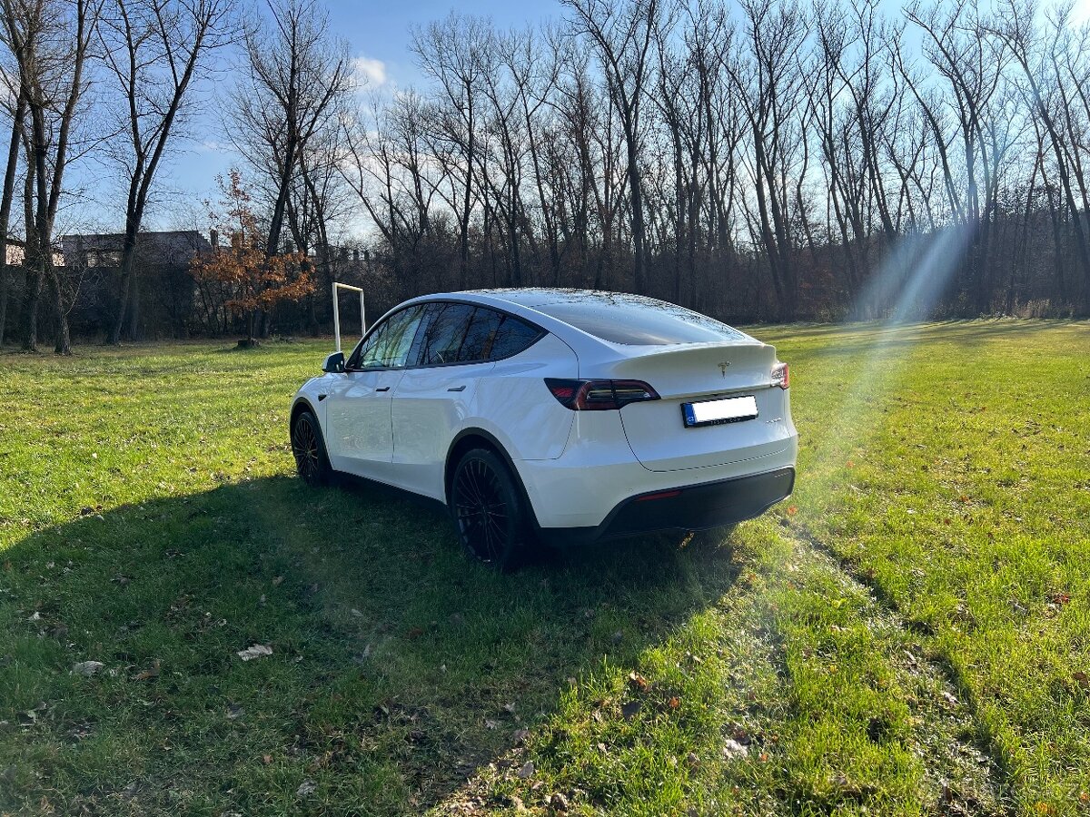 Tesla model Y LR Boost Ryzen Tažný - 3