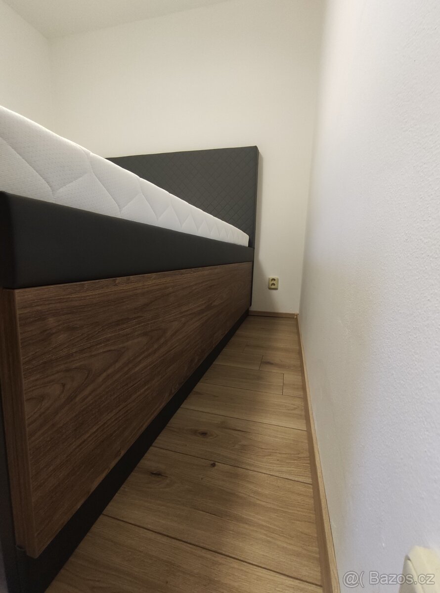 Postele a hotelový nábytek - 3