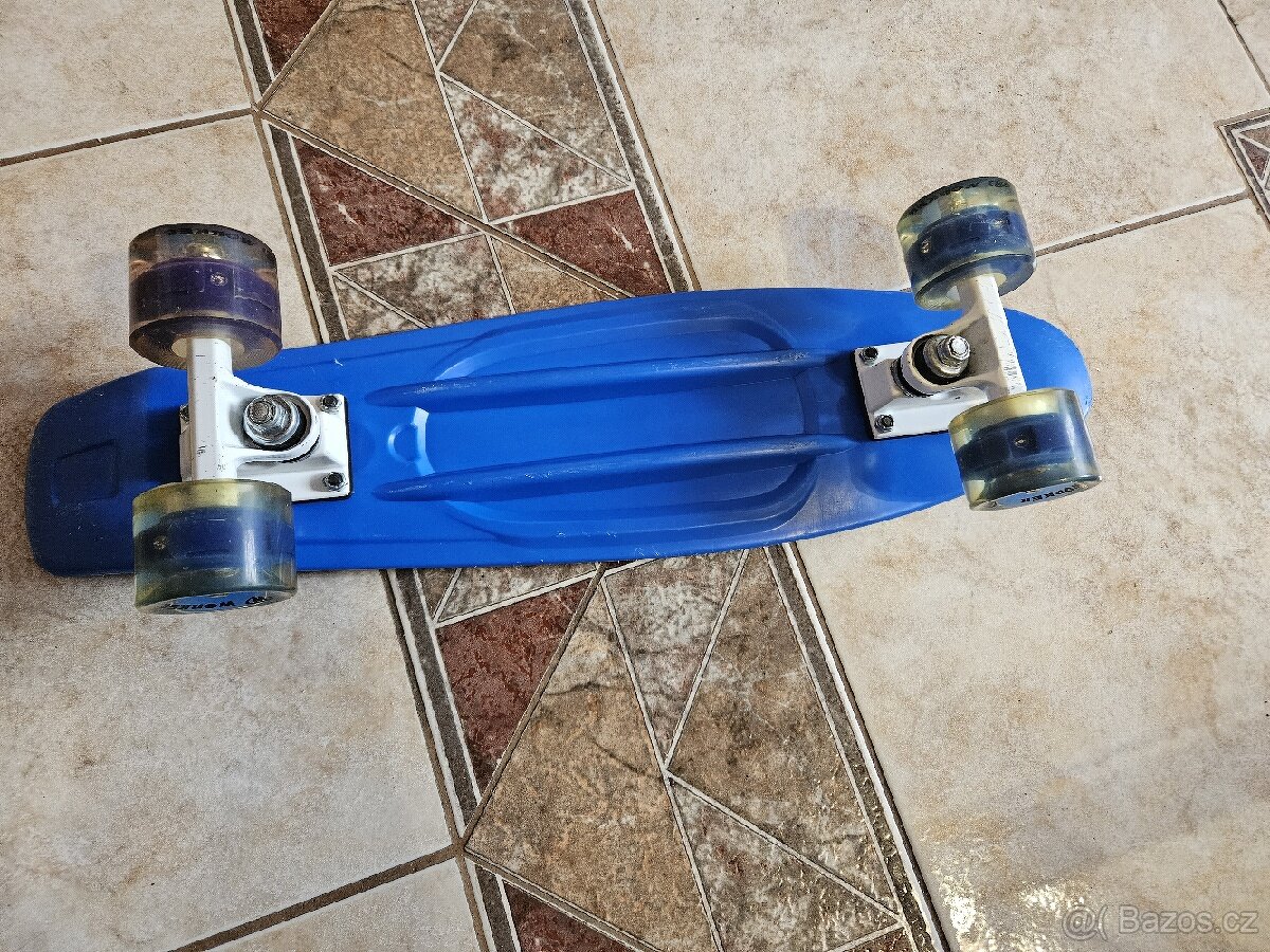 skateboard ,skejt , pennyboard Moove mírně jetý - 3