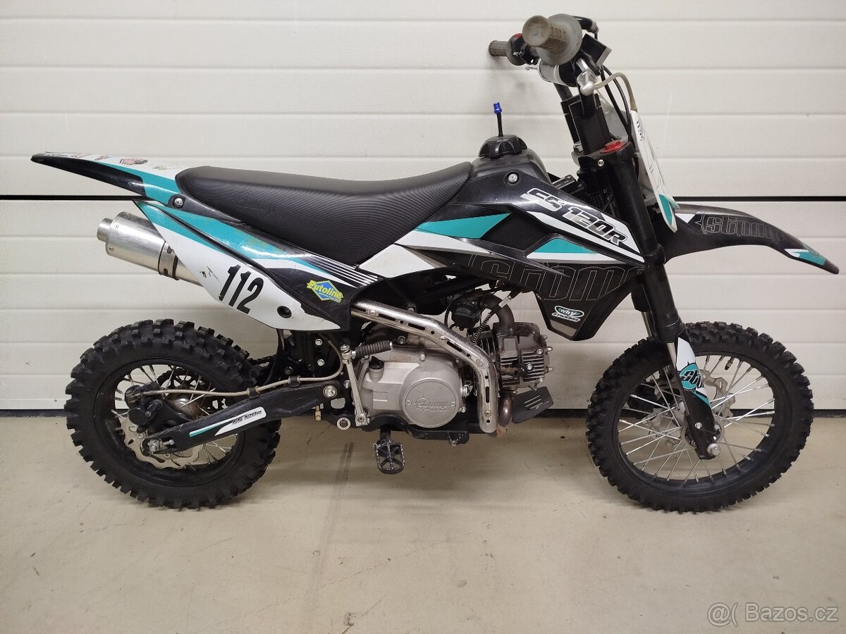 Prodám Stomp 120 R + věci na moto