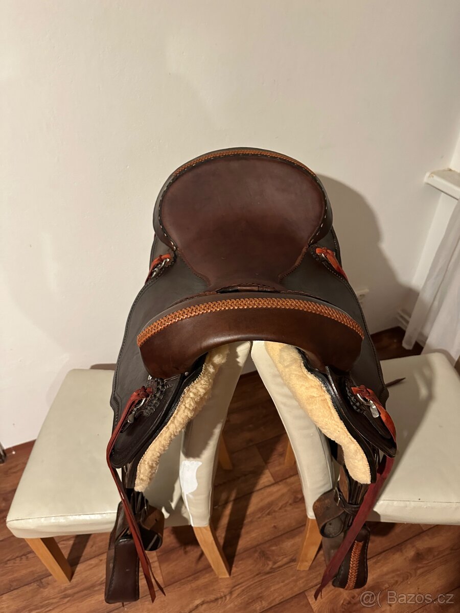 Nové westernové sedlo nové Colonel XL 16” bez hrušky - 3