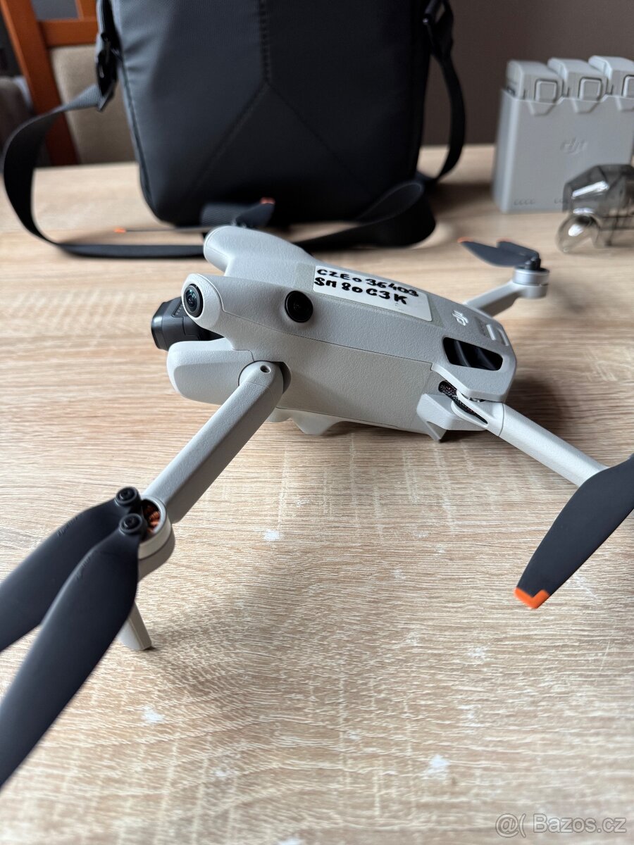 DJI Mini 4 Pro Fly More Combo - 3