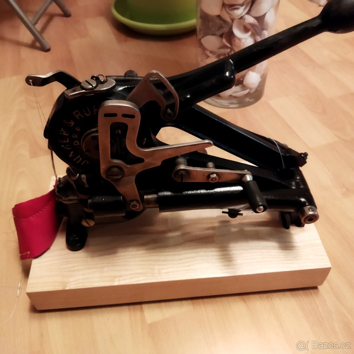 Šicí stroj na kůži - 3