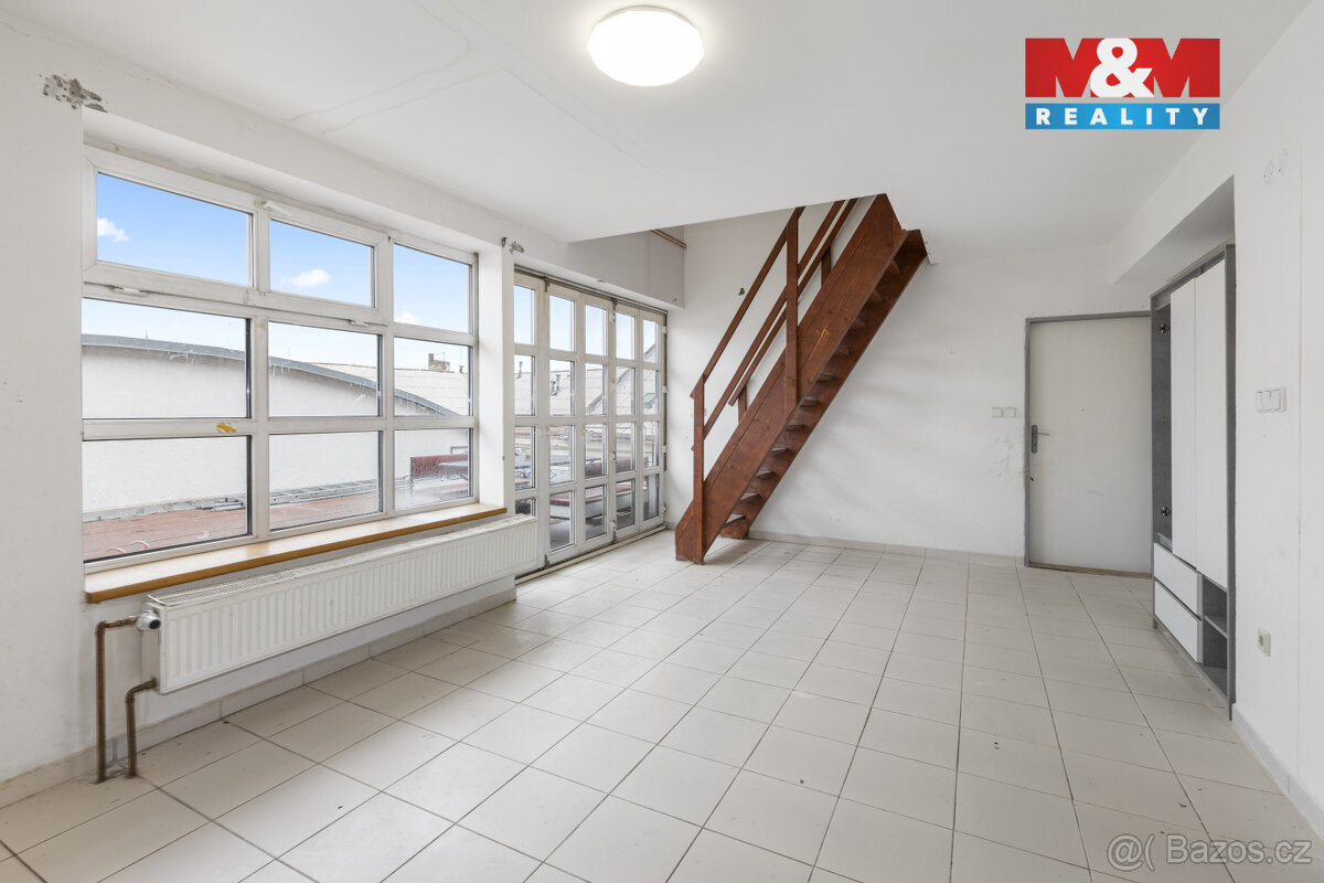 Prodej bytového domu s 10 byty a komercí, Hlinsko - 3