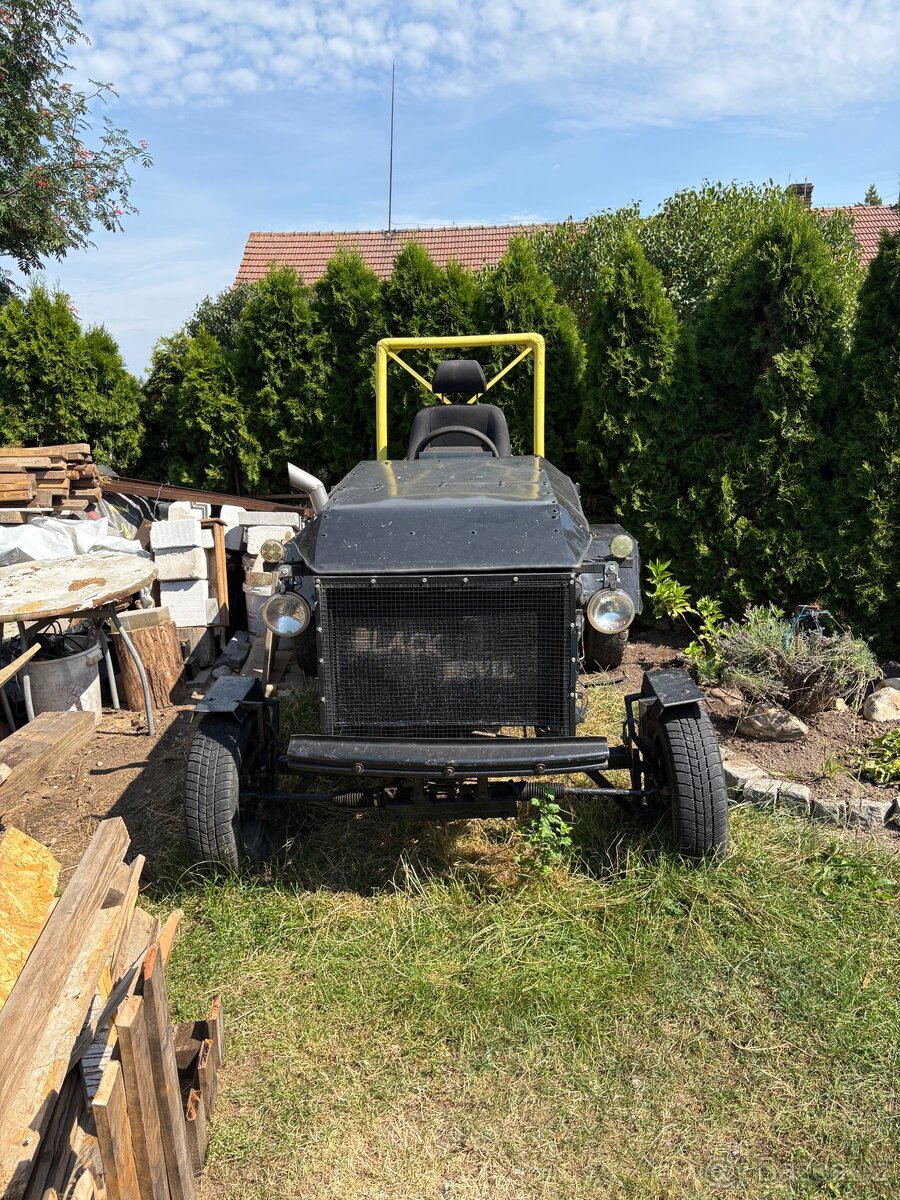 Prodám malotraktor 1,9td - 3