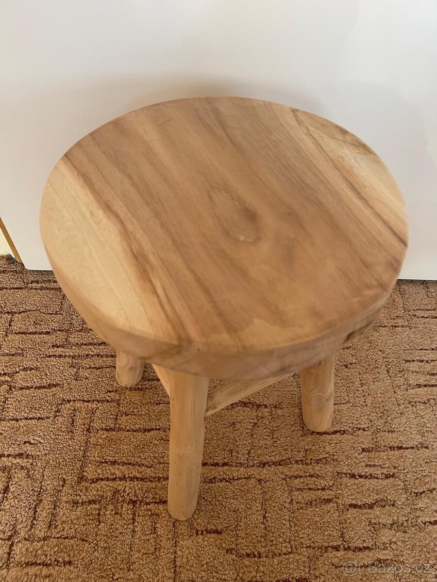 Dřevěná stolička - domácí výroba - 3