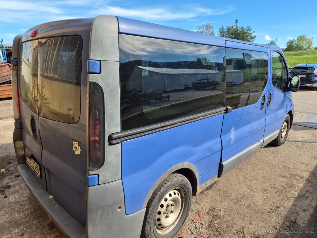 Opel Vivaro 9 míst - 3
