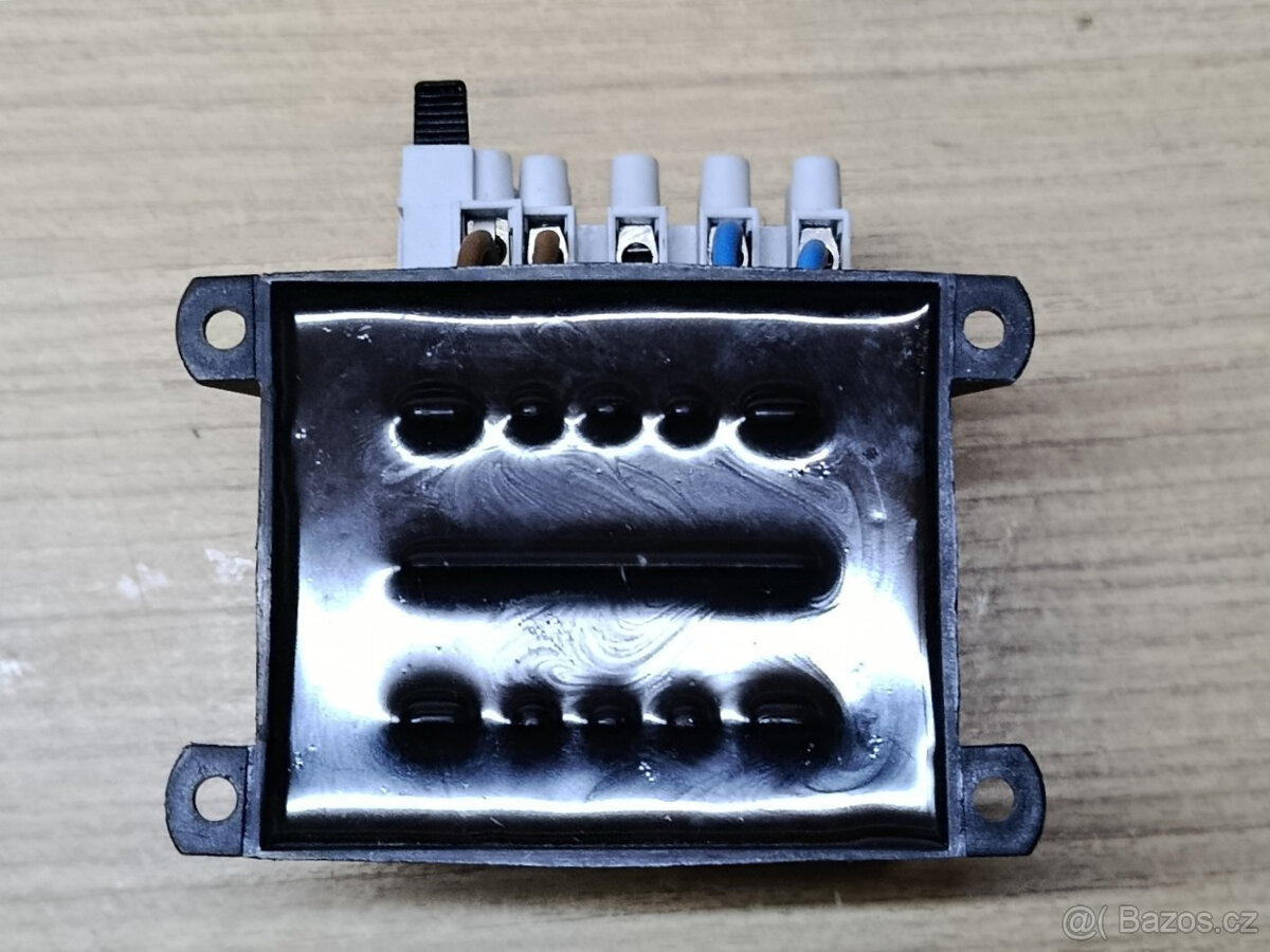 Transformátor 230 V~ / 16 V~, 3,2 A, 50 VA - 3