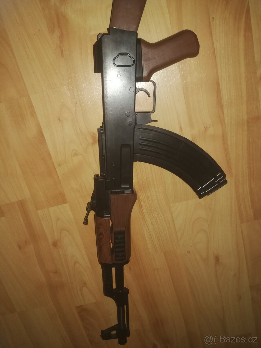 puška kulomet na kuličky - 3