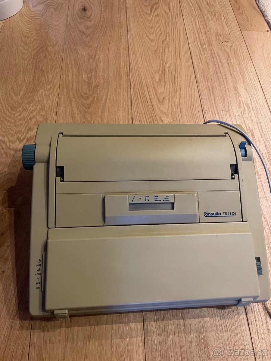 Elektronicky psaci stroj Consulta 110 DS - 3