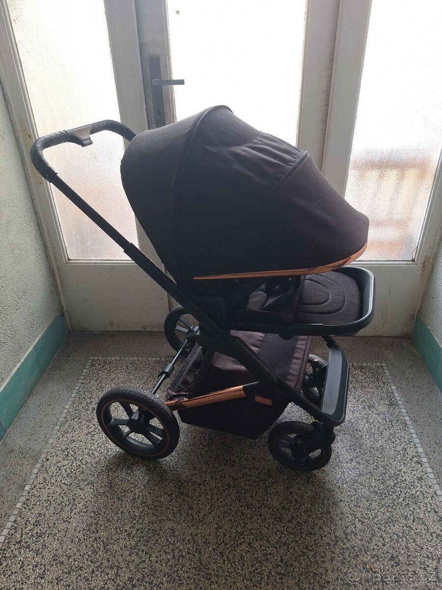 Kočárek Moon 2024 - 3